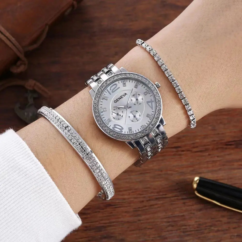 Unisex Three-piece Bracelet Watch null