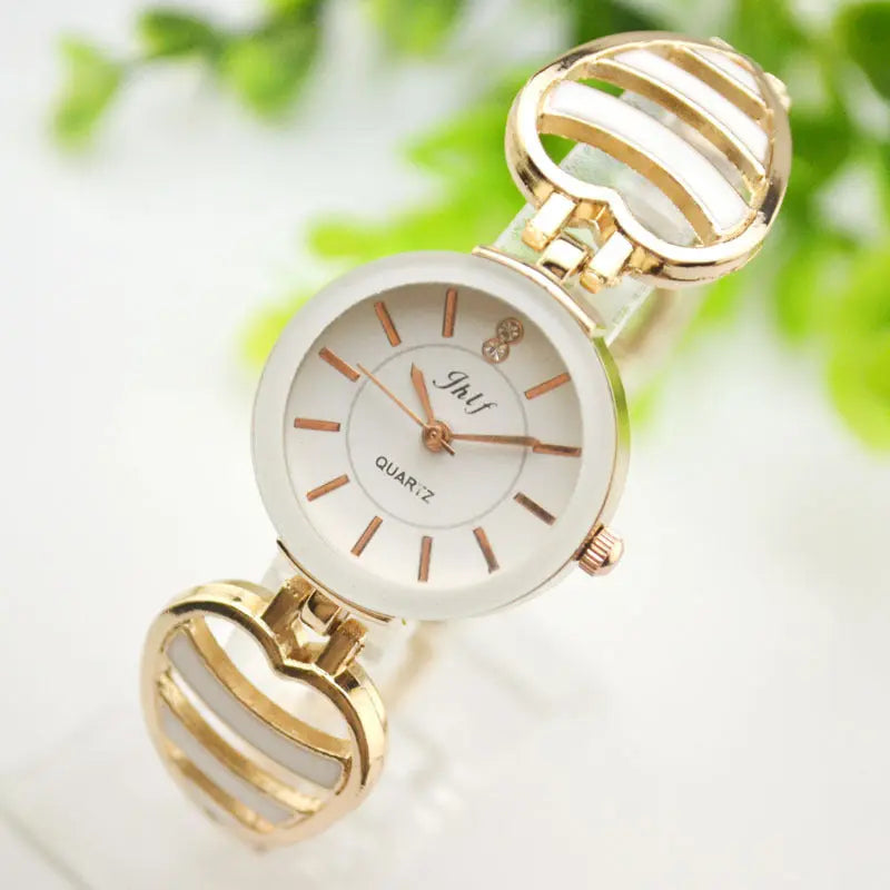 Waterproof bracelet quartz watch null