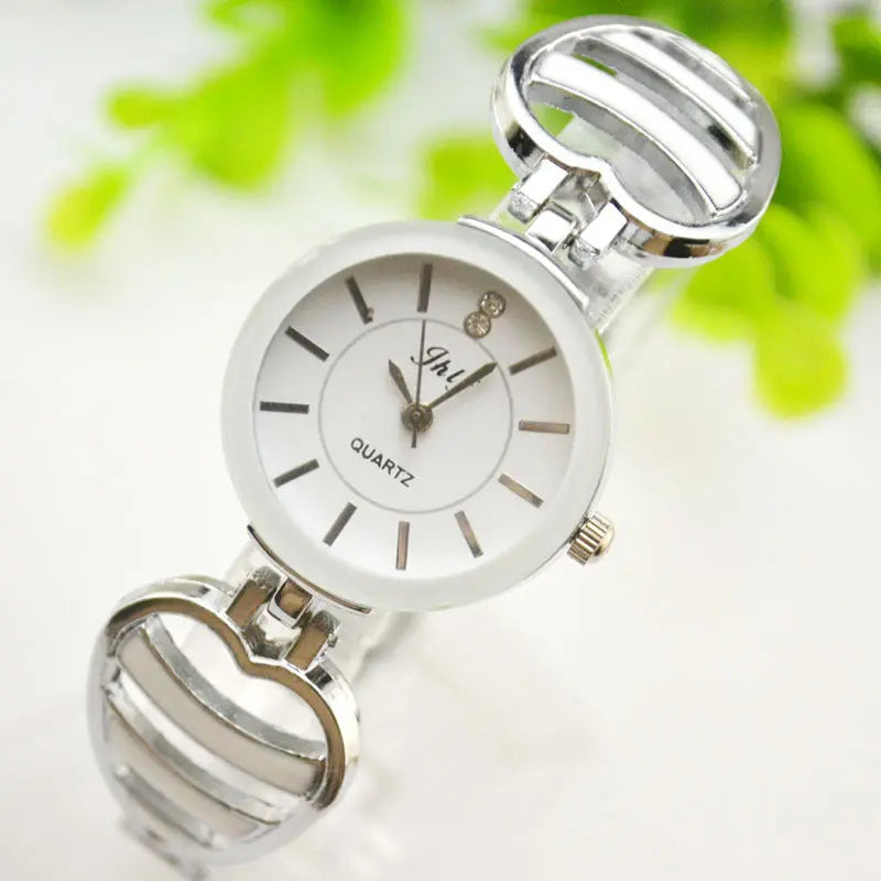 Waterproof bracelet quartz watch null