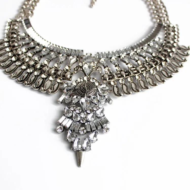 Alloy Diamond Short Necklace Crystal Necklace null