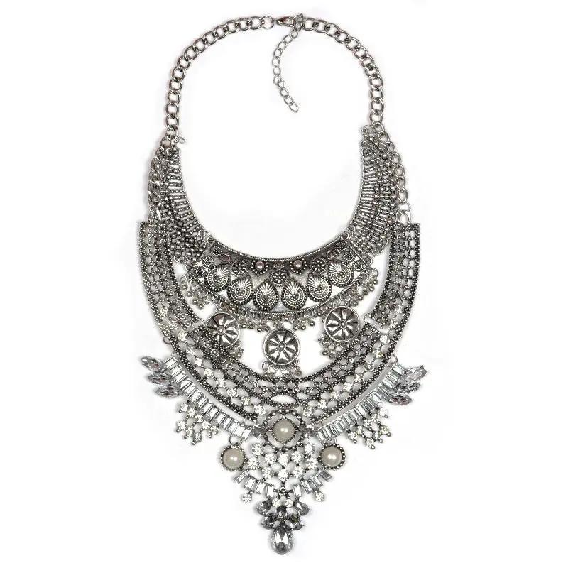 Alloy Diamond Short Necklace Crystal Necklace null