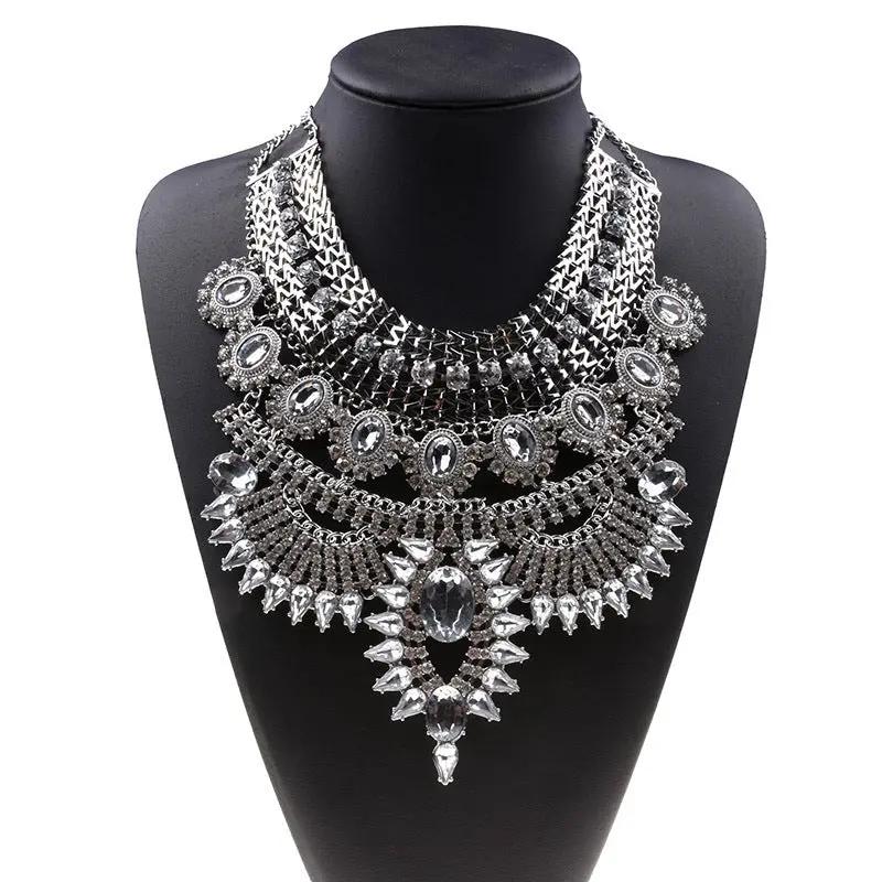 Alloy Diamond Short Necklace Crystal Necklace null