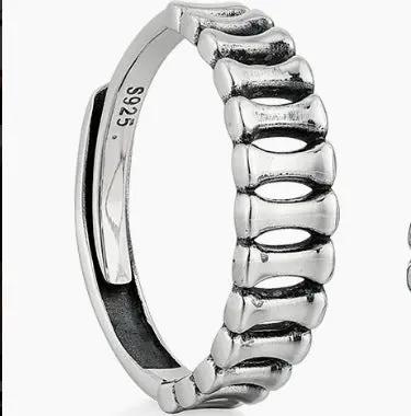 Rings Couple Models Pair Of Rings Silver Niche Design null