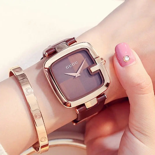 Square bracelet watch null