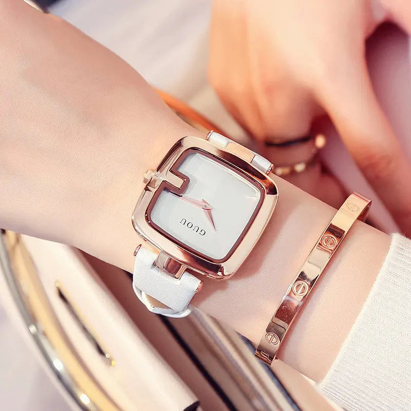 Square bracelet watch null